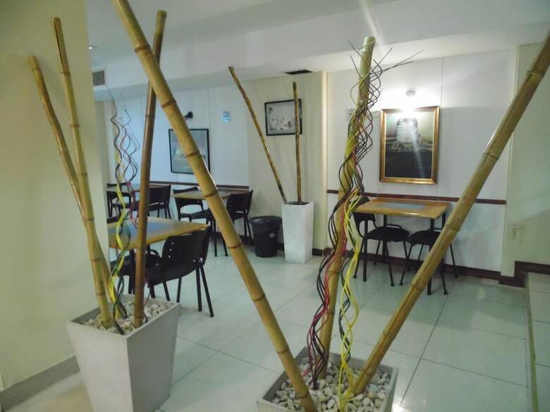 Hotel Adrazi