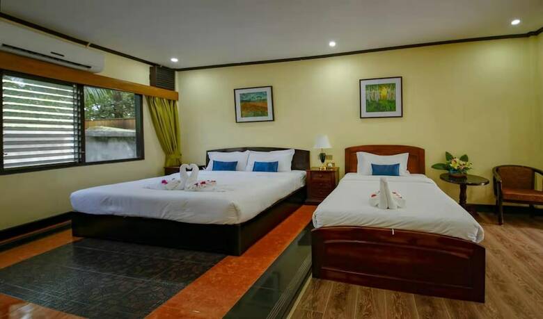 E-outfitting Vang Thong Hotel