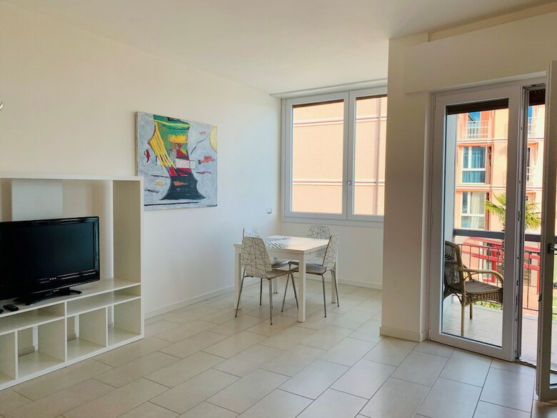 Front Lake Apartments Bardolino