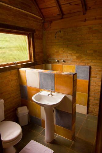 Hostal Canto Da Lua Chal�s E Api�rio