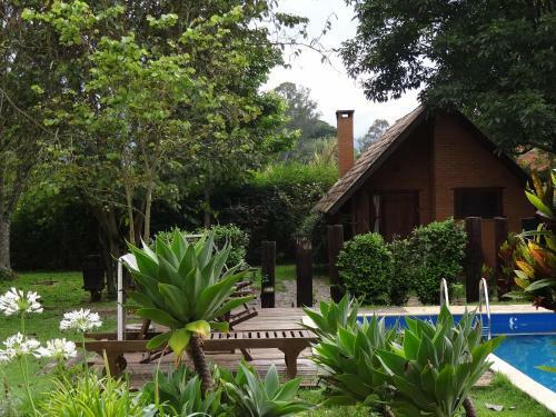 Hostal Canto Da Lua Chal�s E Api�rio