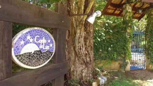 Hostal Canto Da Lua Chal�s E Api�rio