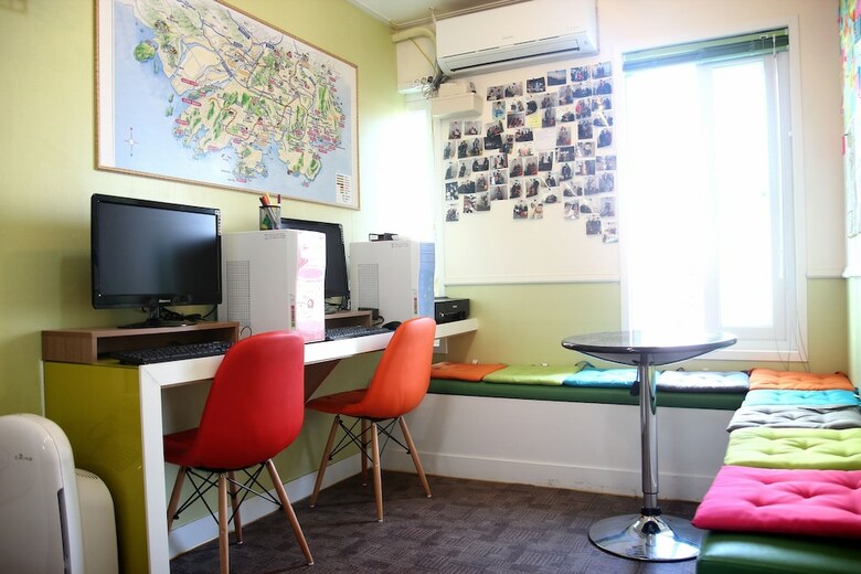 Hostal Guesthouse 710 In Haeundae - Hostel