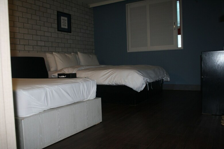 New Seven Hotel