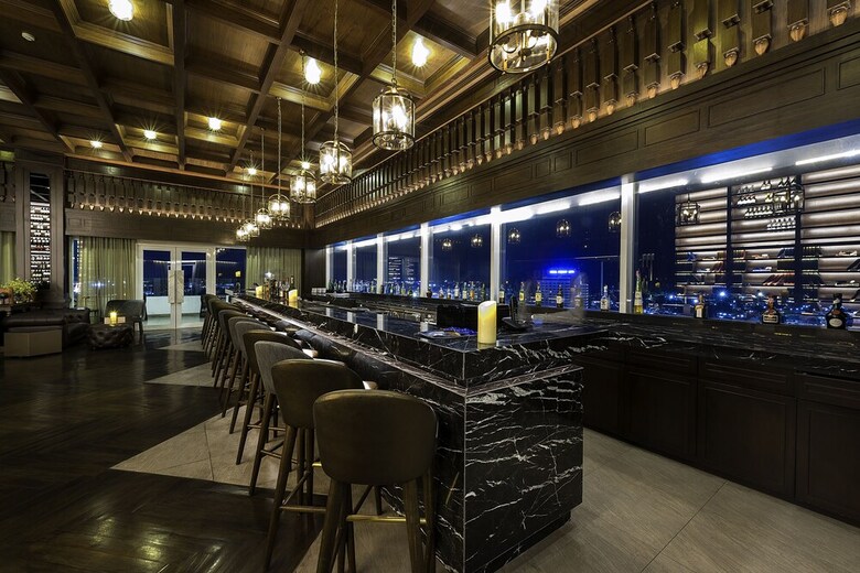Novotel Phuket City Phokeethra Hotel