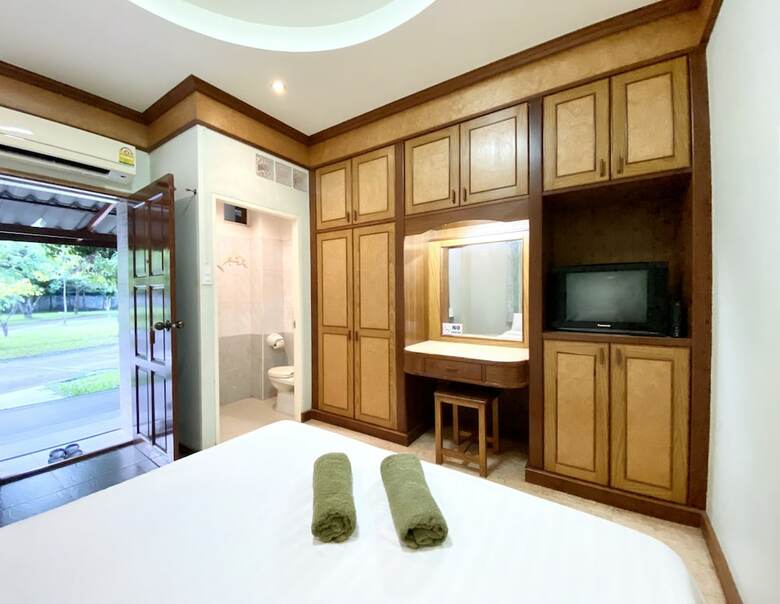 Phuphan Park Hotel