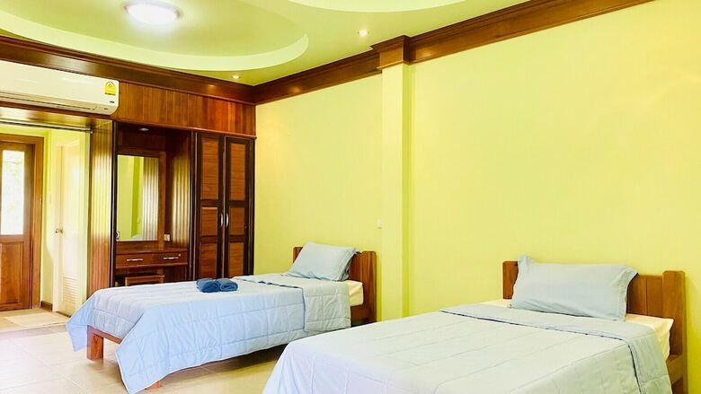 Phuphan Park Hotel