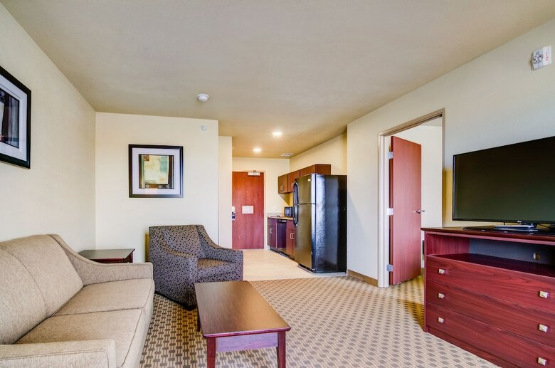 Hotel Cobblestone Inn & Suites - Lakin