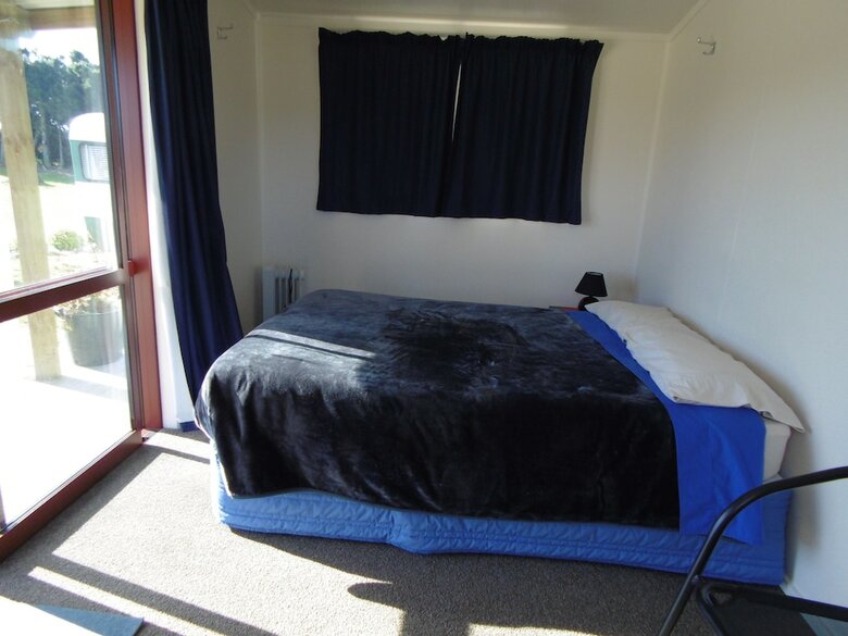 Glenavys Waitaki River Motor Camp - Caravan Park