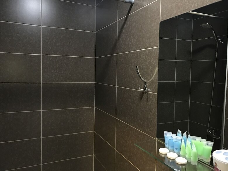 Tiflis Metekhi Hotel