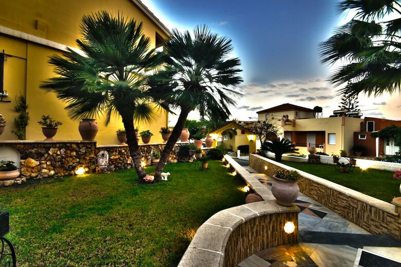 Heaven Apartments