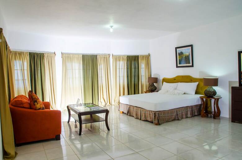 Hotel Villa Juanita