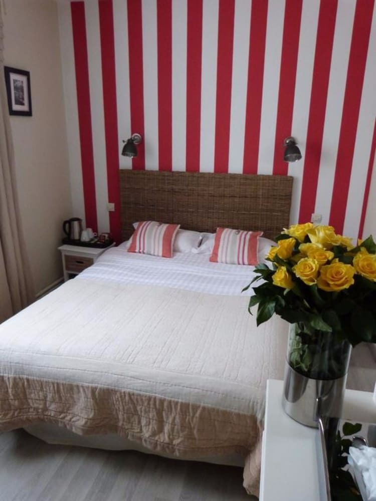 Hotel H�tel Les Embruns
