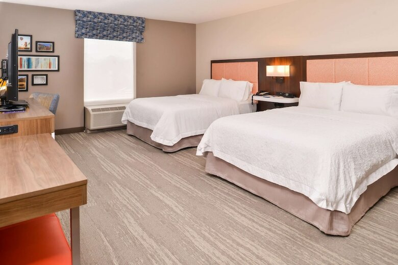 Hotel Hampton Inn Statesville