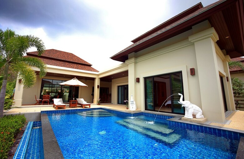 Nai Harn Baan-bua Villas