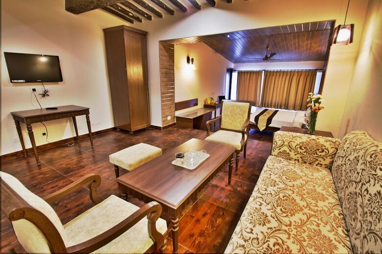One Earth Royale Boutique Hotel