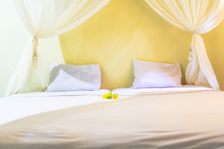 Hotel Lolo Beach Inn