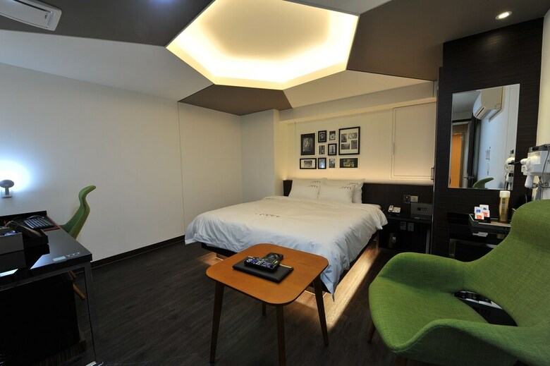 Hotel The Grang Nampo (fromerly Ytt)