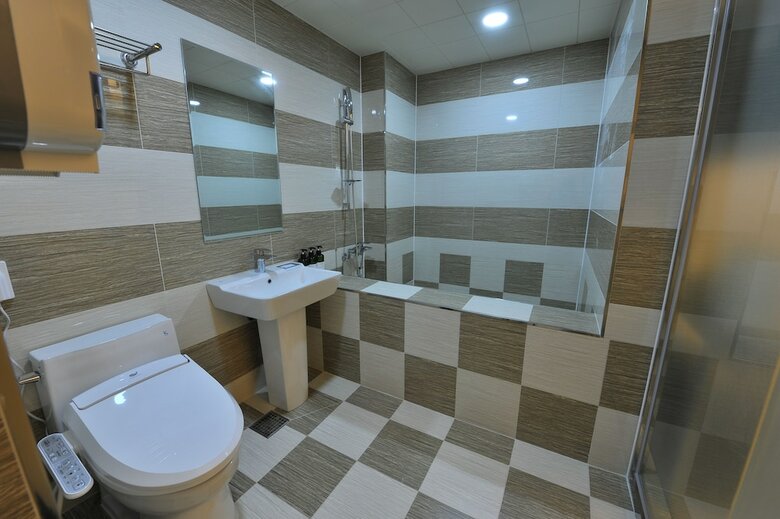 Hotel The Grang Nampo (fromerly Ytt)
