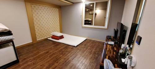Hotel Show Motel Yangsan