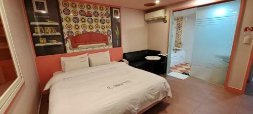 Hotel Show Motel Yangsan