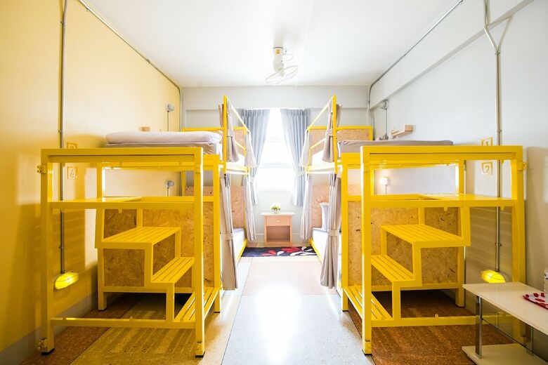 Hostal Cubic Bangkok Hostel