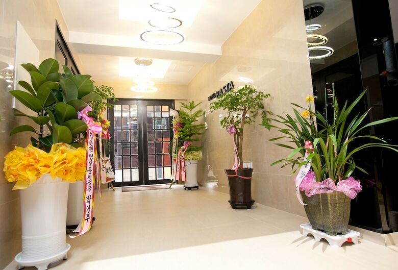 Pasta Hotel Yangsan