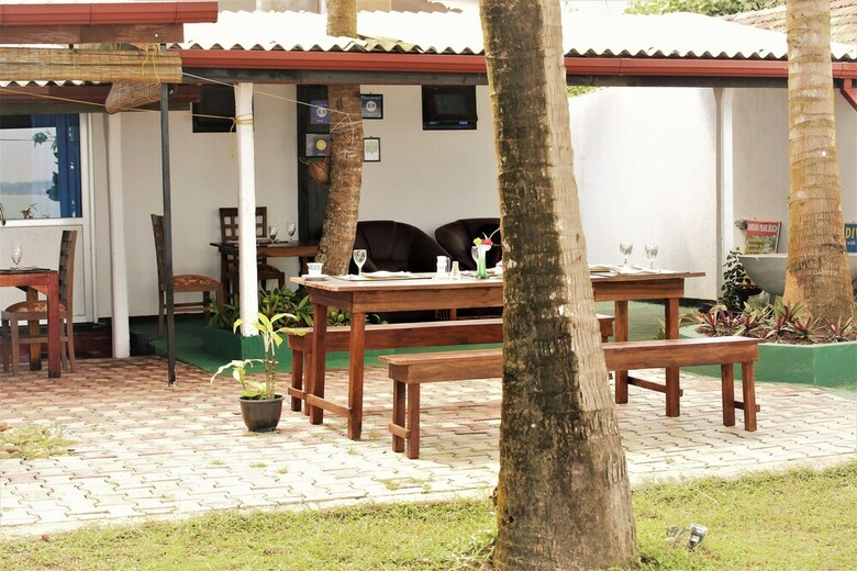 Hotel Dinsara Pearl Villa