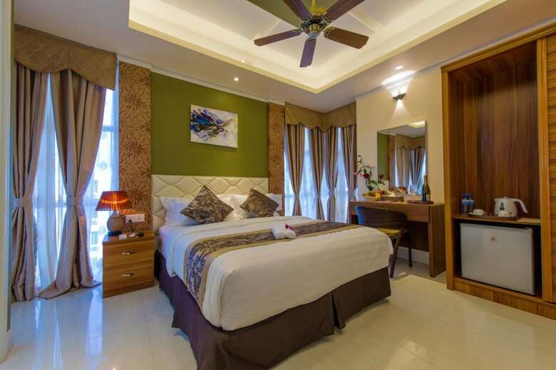 Hotel Sand Gate Inn