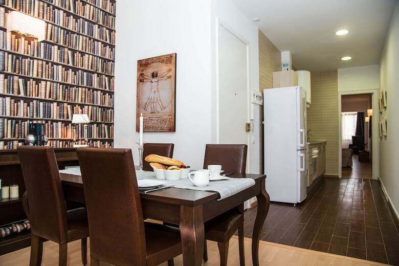 Apartamentos Alcam Books