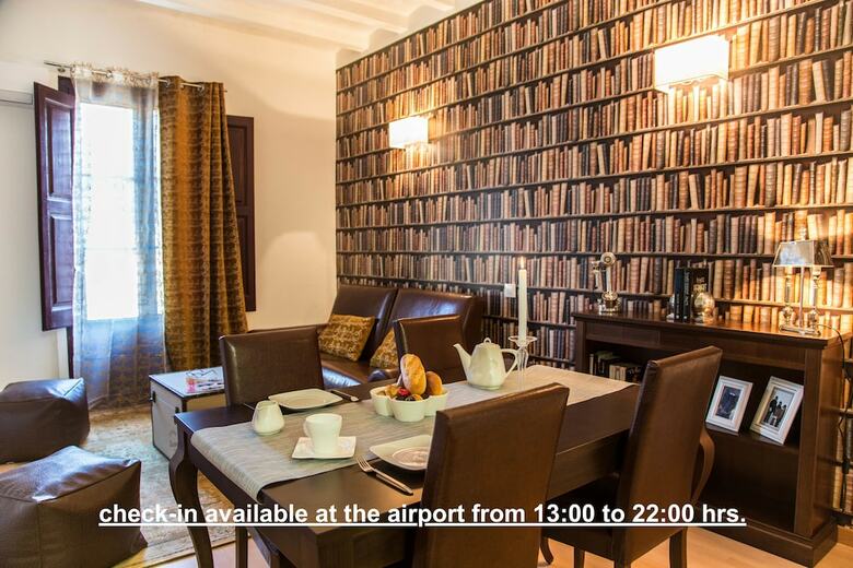 Apartamentos Alcam Books