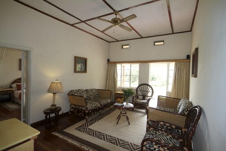 Posada Mweya Safari Lodge