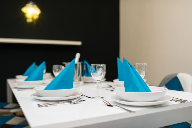 Empirent Mucha Apartments
