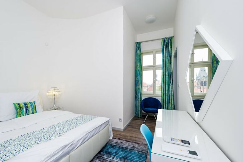 Empirent Mucha Apartments