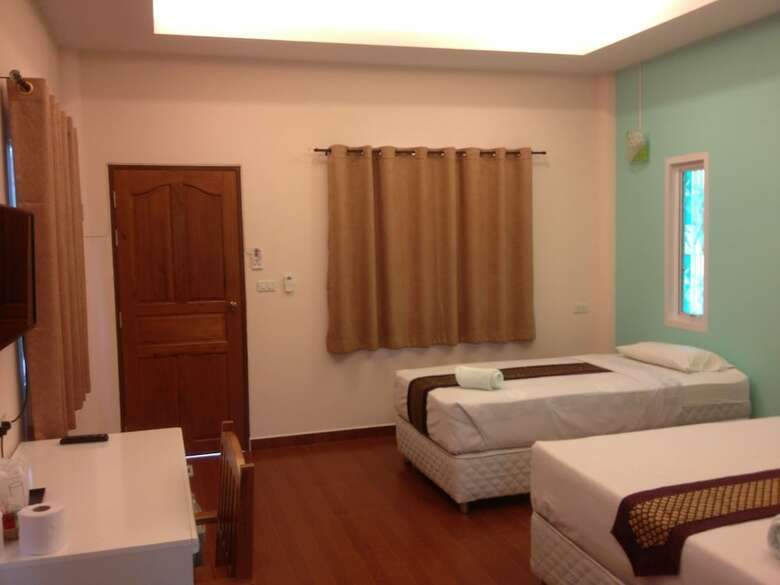 Hotel Baan Ing Khao Resort