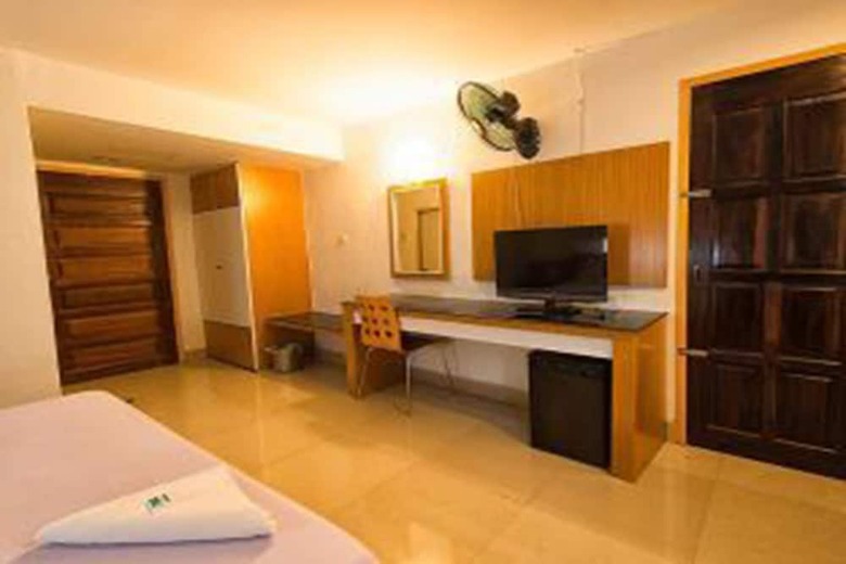 Satit Hotel