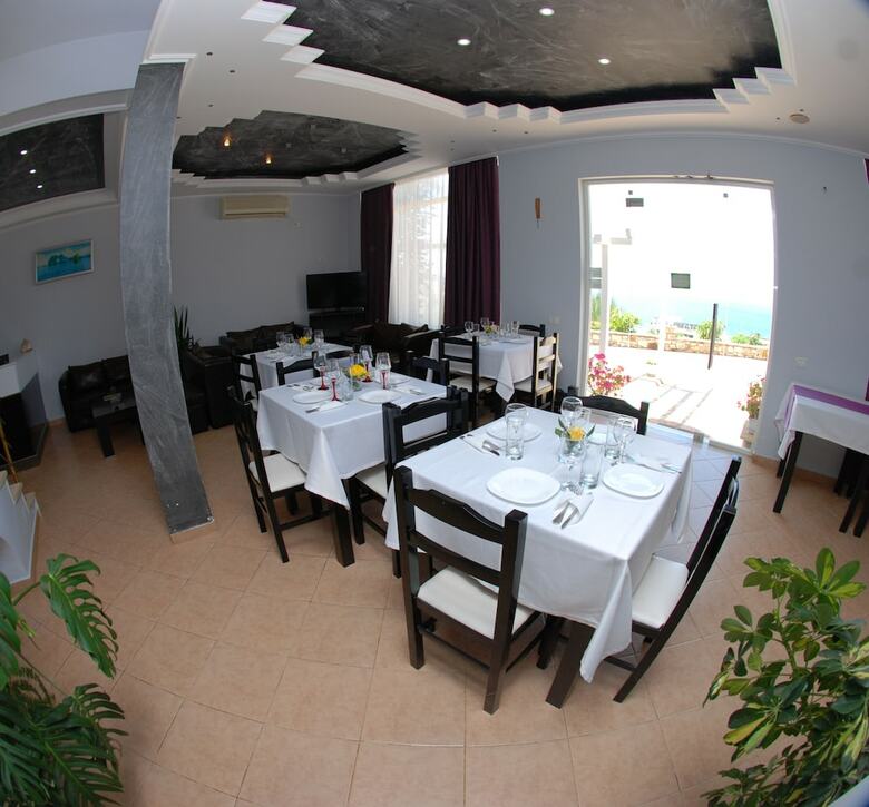 Aparthotel Villa Doka