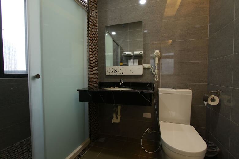 Hotel Bravo Lijing