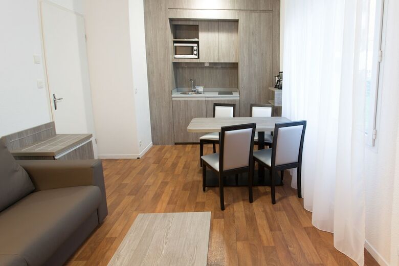 Residencia S�jours Et Affaires Clairmarais