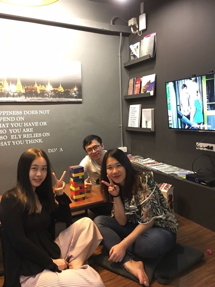 Hostal Lamurr Sukhumvit 41