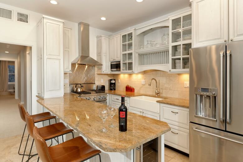 Durant Condominiums By Frias