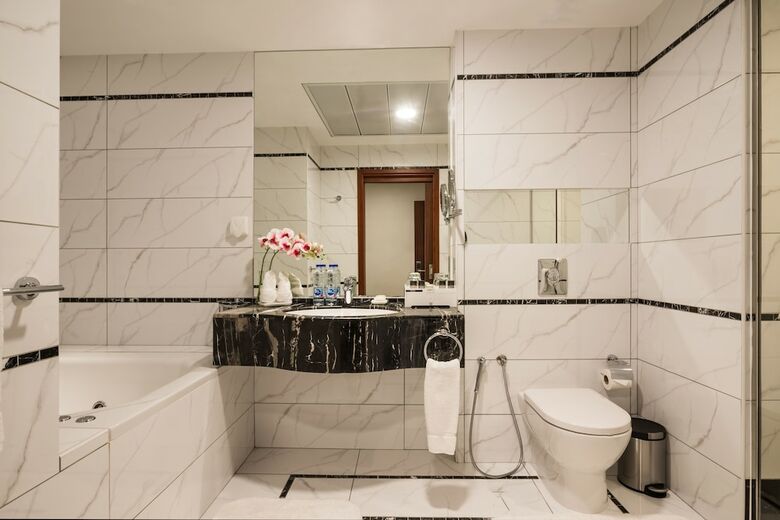 Alreem Hotel