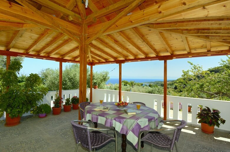 Myrtilos Cottage