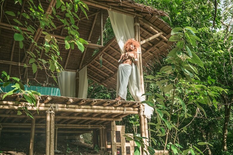 Hotel Somewhere Only We Know Resort