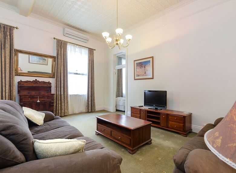 Criterion Hotel Warwick