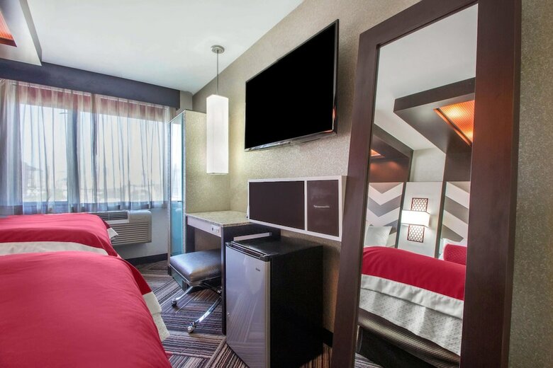 The Vue Hotel, Ascend Hotel Collection