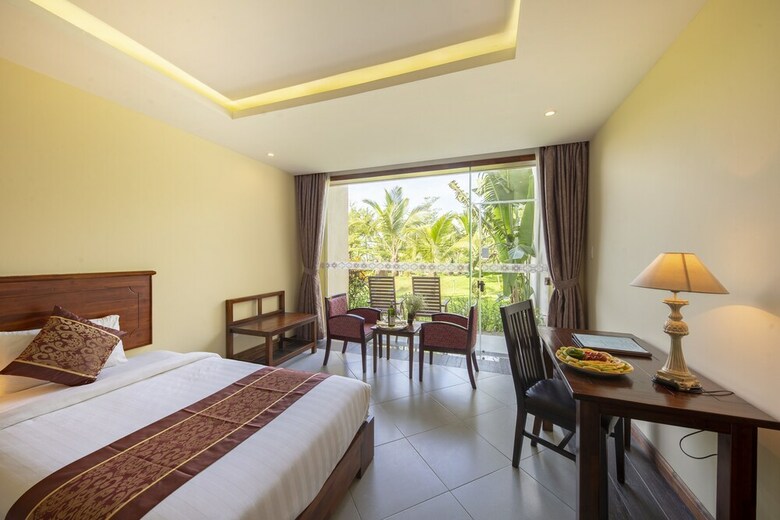 Hotel Bao Ninh Beach Resort