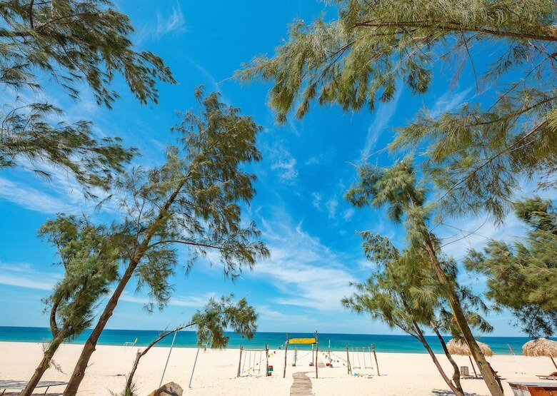 Hotel Bao Ninh Beach Resort