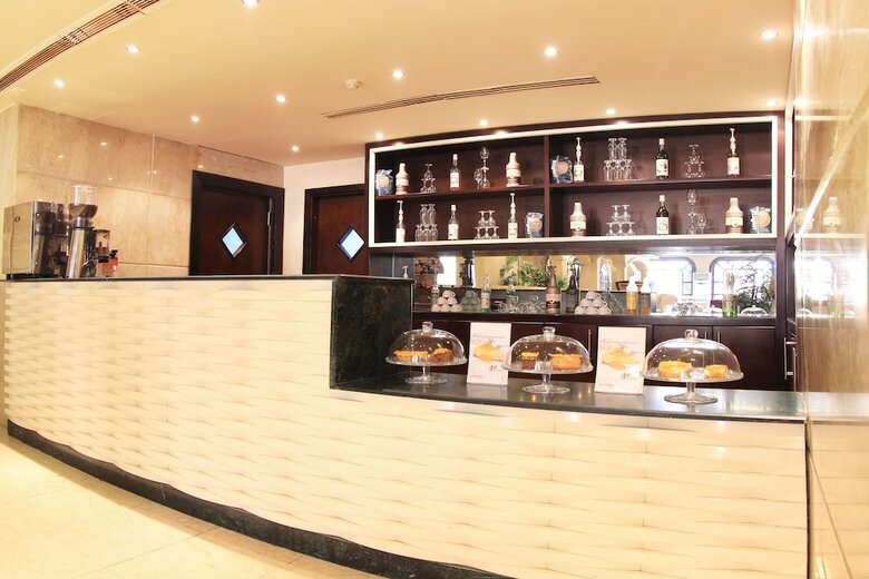 Hotel Pyramisa Downtown Residence