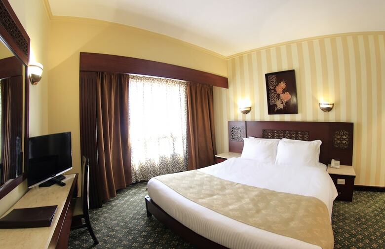 Hotel Pyramisa Downtown Residence